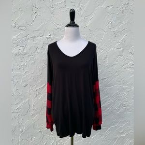 NWT Boutique Red & Black Buffalo Plaid Long Sleeve Top Small